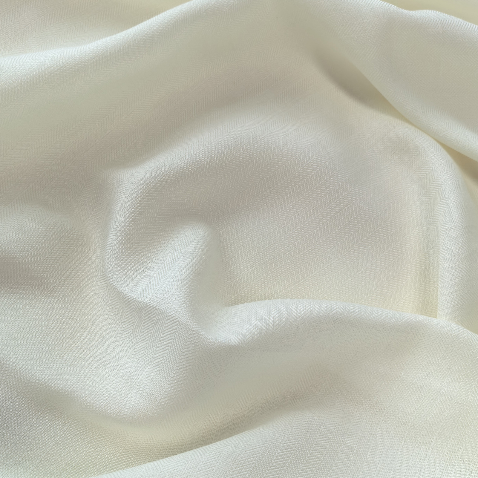 23mm Off White Silk and Wool H - Silk Painting Dye 评论和价格